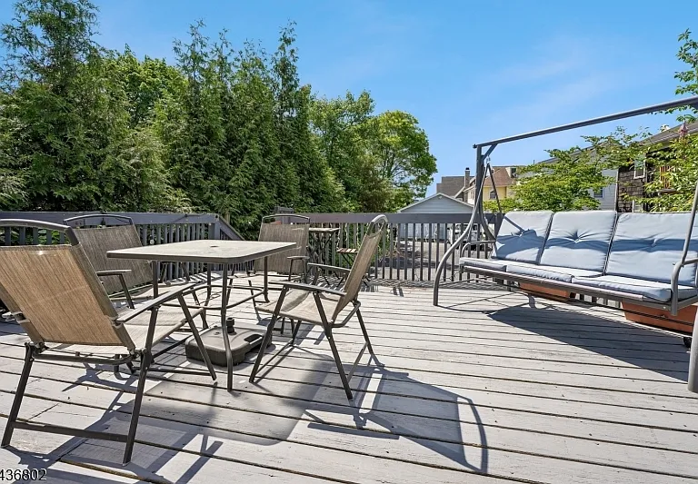 412 Millburn Ave — Photo 21