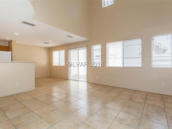 3rd image of 1037 Grand Cerritos Ave