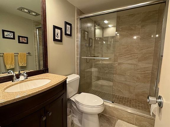 4th image of 2901 S Palm Aire Dr #5-8