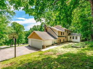 1607 Deerfield Dr, Clarksville, TN 37043