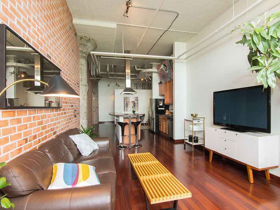 1st image of 6533 E Jefferson Ave #701