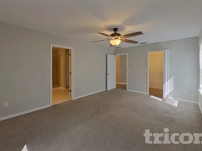 509 Kestrel Dr — Photo 8