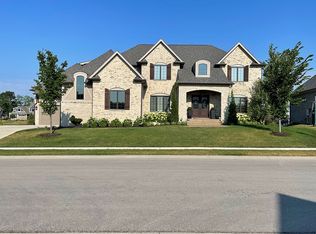 684 Old Ashbury Rd, Westfield, IN 46074