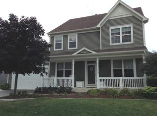 344 Parkstone Dr, Cary, IL 60013