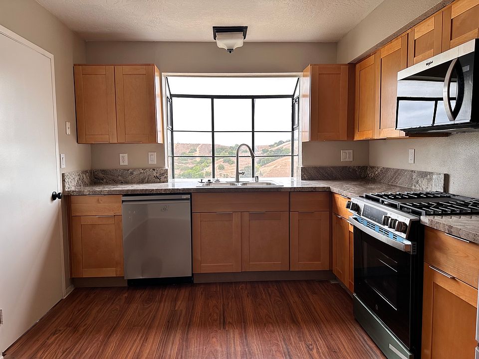 1st image of 768 Fremont Villas