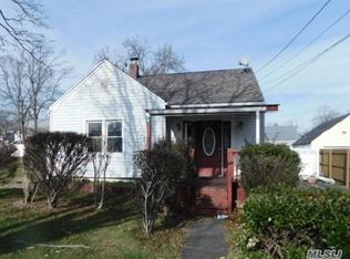 235 Elmore St, Central Islip, NY 11722