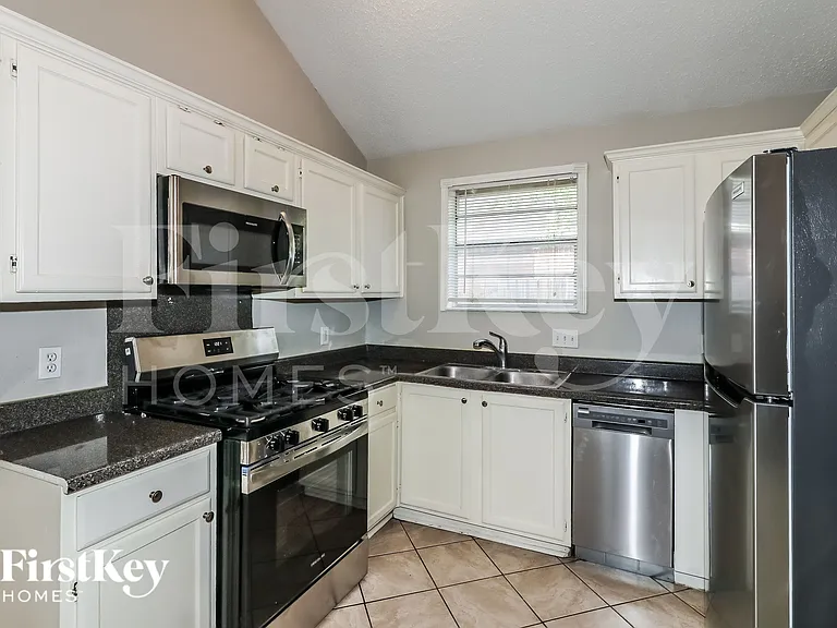 6426 New World Dr — Photo 8