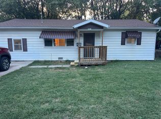 1529 N Fremont Ave, Springfield, MO 65803