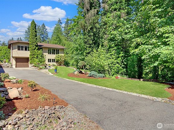 2nd image of 31405 169th Avenue SE