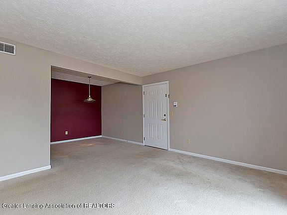 4th image of 322 Pere Marquette Dr
