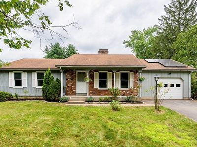 24 Old Amherst Rd, Sunderland, MA, 01375