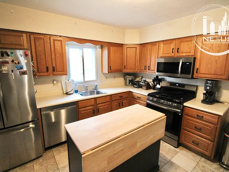487 Fort Hale Rd — Photo 2