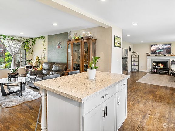 4th image of 28844 37th Avenue S