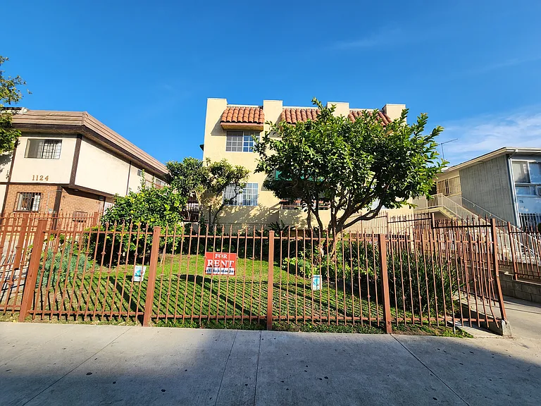 1118 N Kenmore Ave #2 — Photo 30