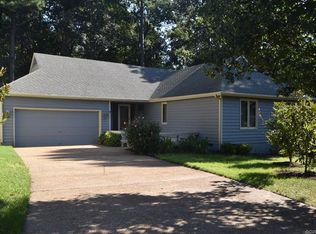 14301 Shelter Cove Rd, Midlothian, VA 23112