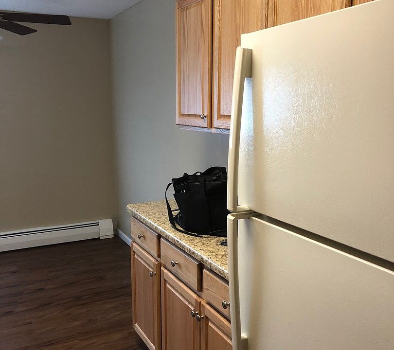 2038 9th St 2038 9th St Coralville IA Zillow