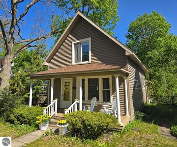 314 W 9th St, Traverse City, MI, 49684