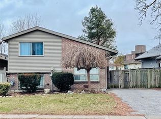 8125 Little River Rd, Windsor, ON N8S4P1