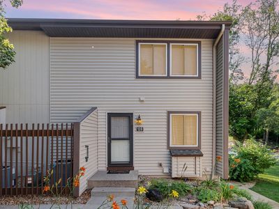 128 River Woods Ln, Burnsville, MN, 55337