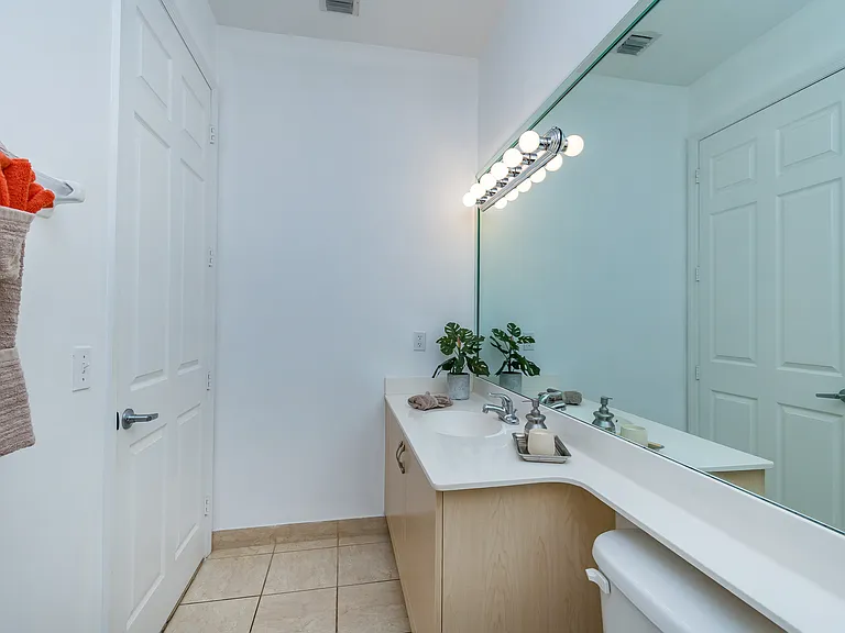1690 SW 27th Ave #Ph 08 — Photo 22