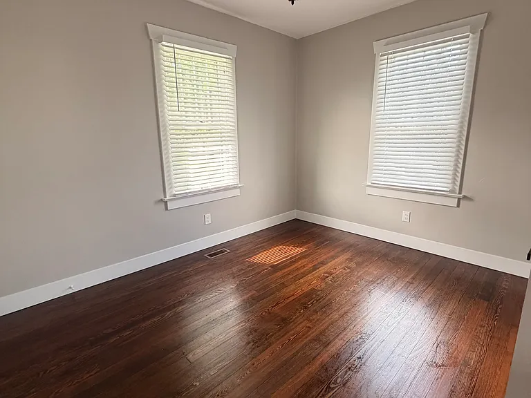 4730 Walter St — Photo 22