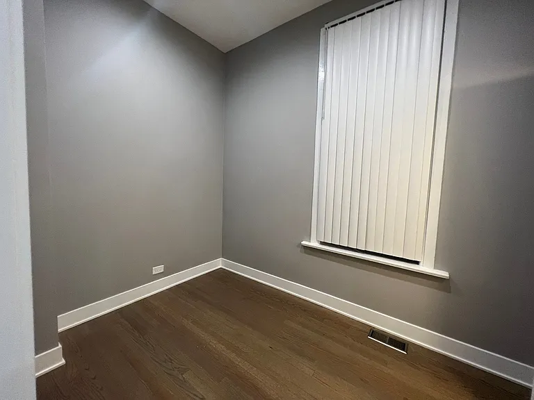1227 W Ohio St #1 — Photo 16