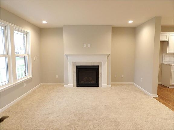 3rd image of 1720 Elmburn Ln