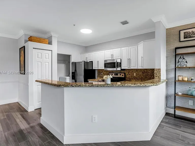 4600 SW 160th Ave #625 — Photo 6