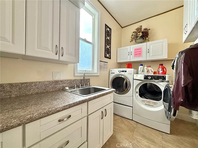 20128 Candleflame Ct — Photo 23