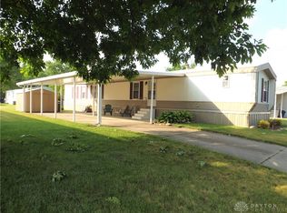 12210 Sandi Ln, Medway, OH