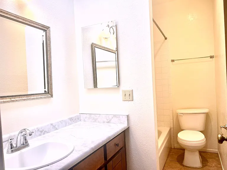 5111 Paseo Las Palmas — Photo 21