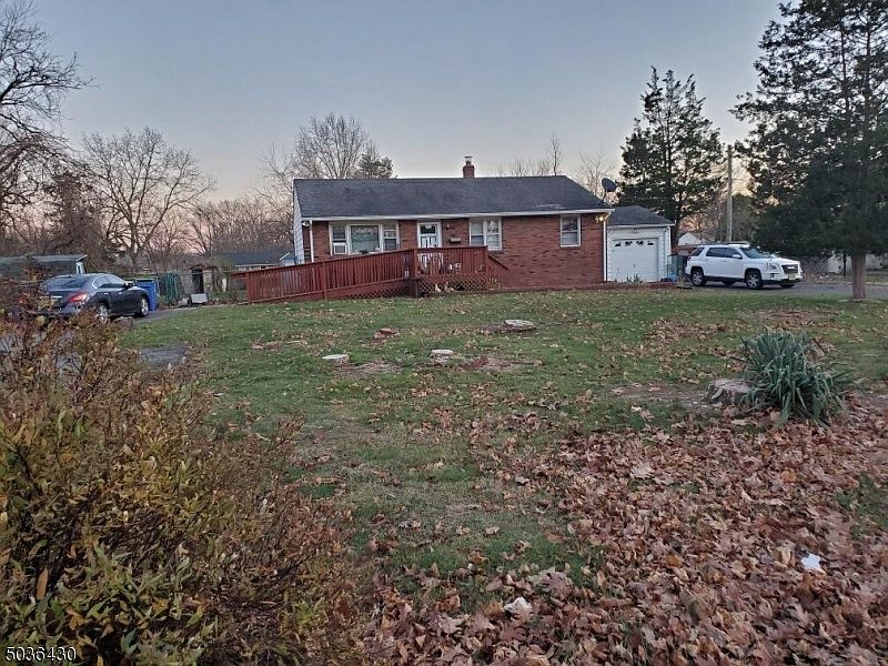 2nd image of 251 Girard Ave