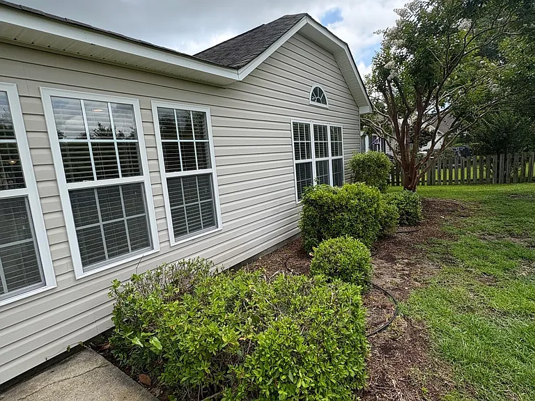 121 Mulberry Cir — Photo 25