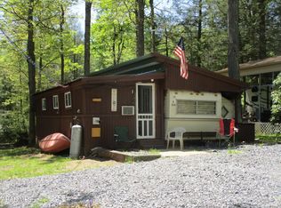 129 N Crescent Dr, Flinton, PA 16640