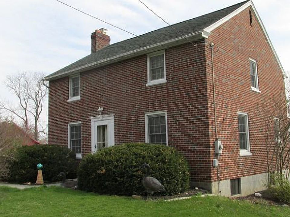 2nd image of 151 Strasburg Pike