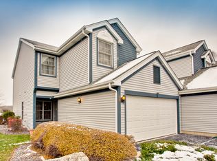 209 Leisure Dr, Fox Lake, IL 60020