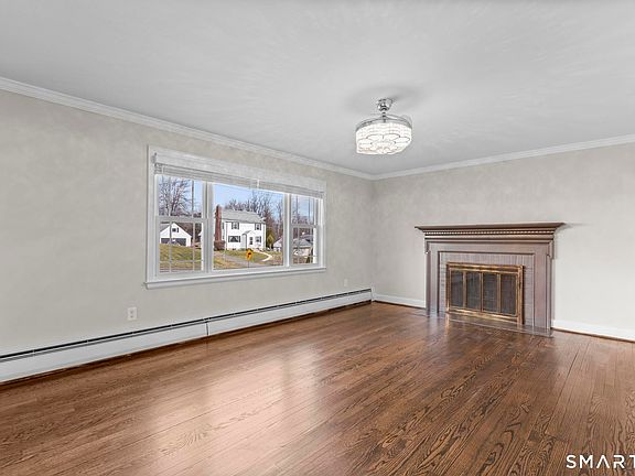 5th image of 325 Barbour Road
