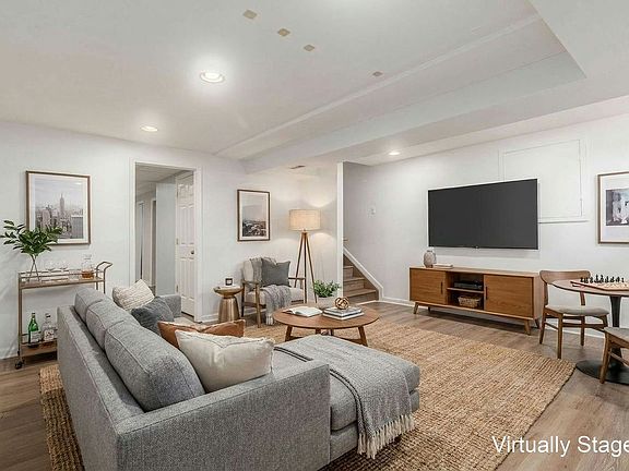 4th image of 8577 Portwood Ln