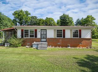 836 Forest Cir, Sparta, TN 38583