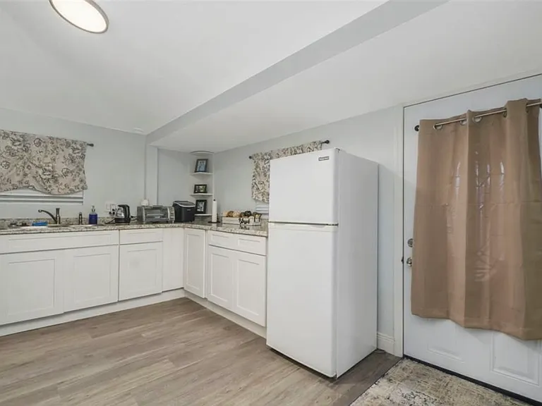 1202 Missouri Ave #B — Photo 2