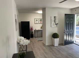 1252 Old Shell Rd #242, Mobile, AL 36604