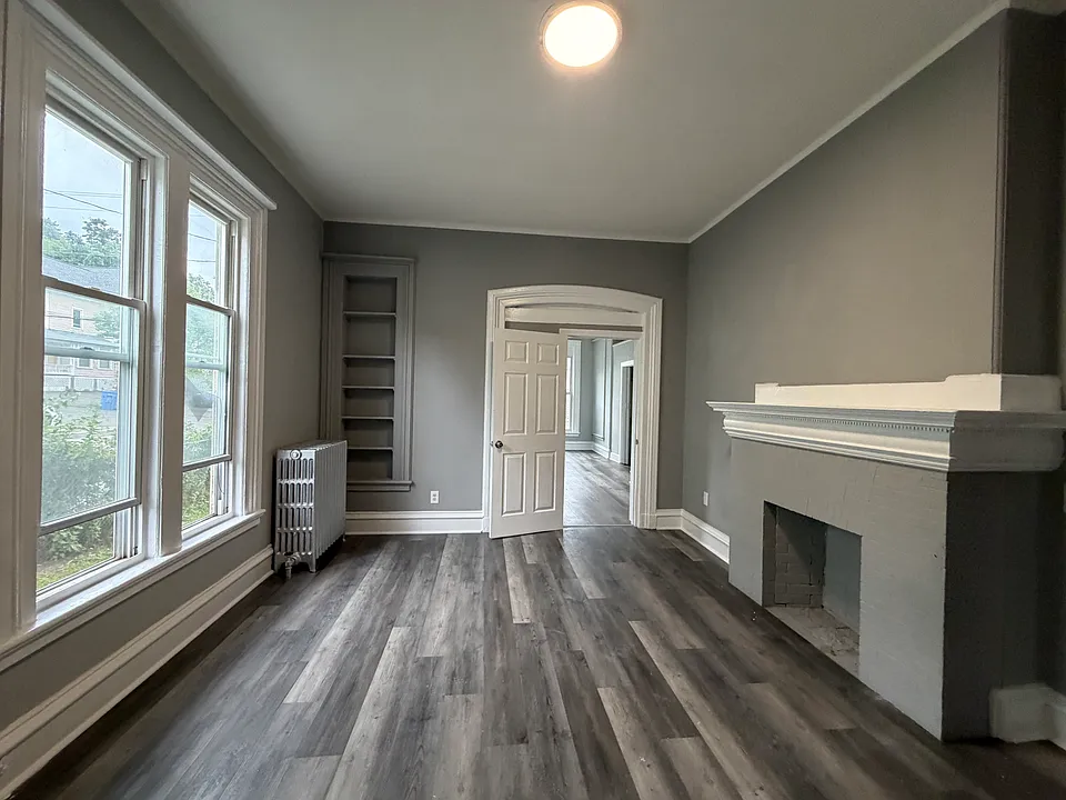 147 Prospect St #2