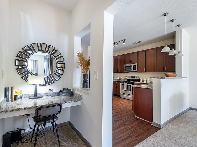 6185 Gateway East Dr — Photo 4