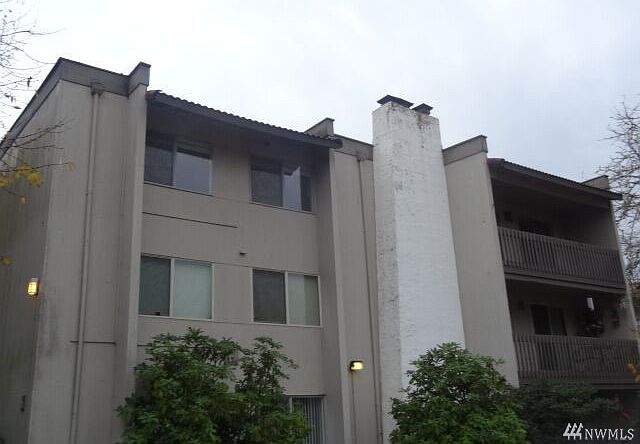1st image of 7425 Ruby Dr SW APT E11