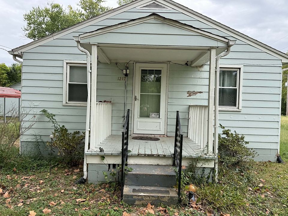 1st image of 1217 N 9th St