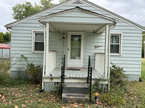 1217 N 9th St, Mount Vernon, IL 62864