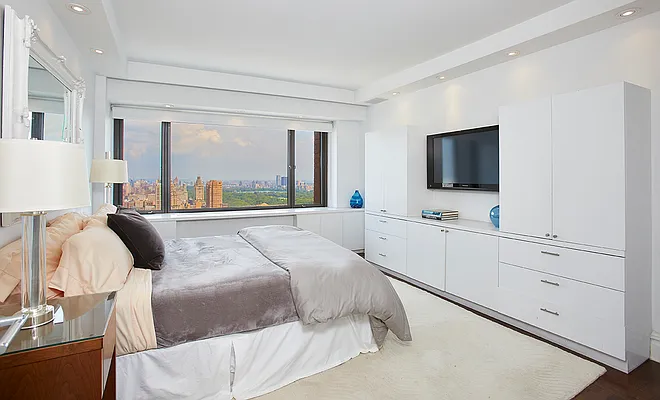 Rented by Compass | media 6