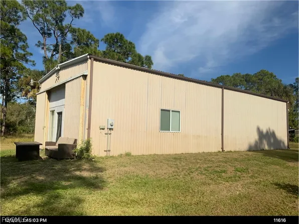 2181 Phillips Rd, Labelle, FL 33935