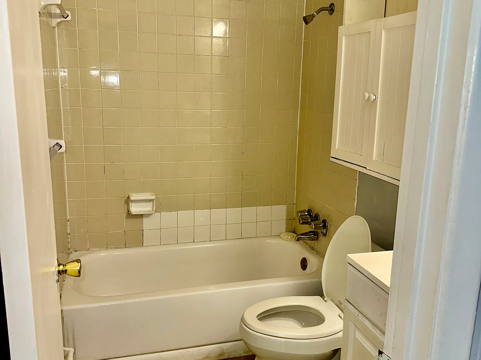 2 bed, 900 sqft, $1,100 — Photo 3