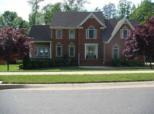 15724 Fire Light Pl, Moseley, VA 23120